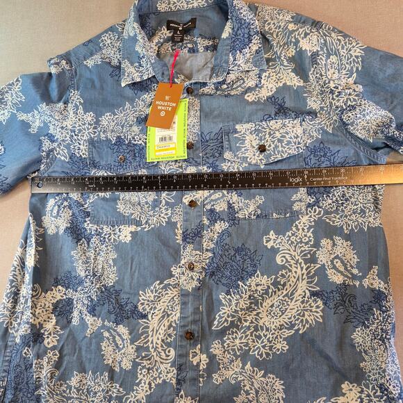 Houston White Floral Button Up Shirt L NWT Blue White Short Sleeve Casual - Picture 9 of 10